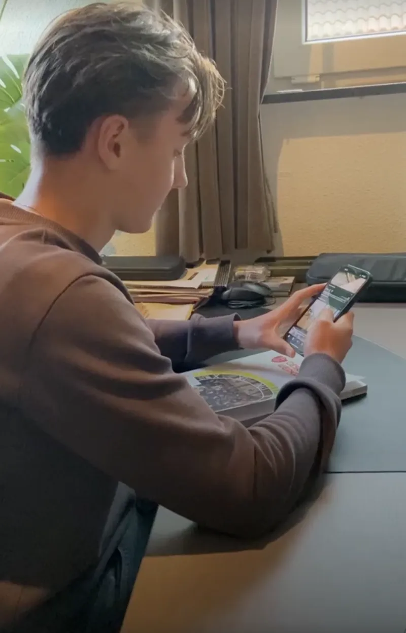 Jelle (16) doet aan microlearning voor eindexamens